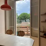 Unique With Cat In Cap Dantibes * アンティーブ
