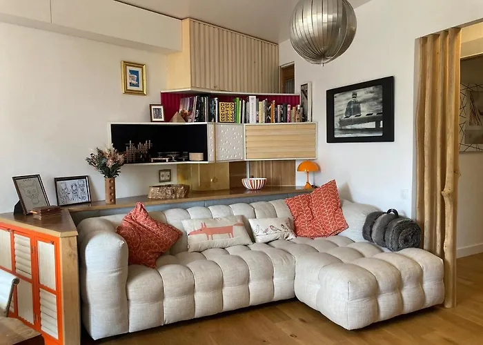 Unique With Cat In Cap Dantibes Antibes