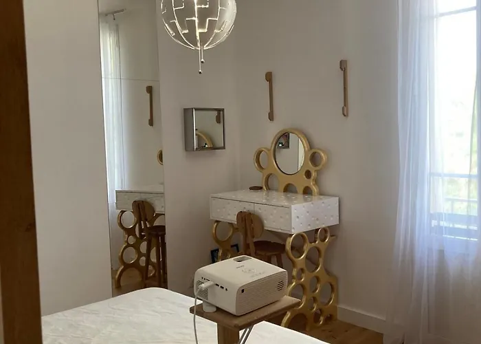 Unique With Cat In Cap Dantibes Daire