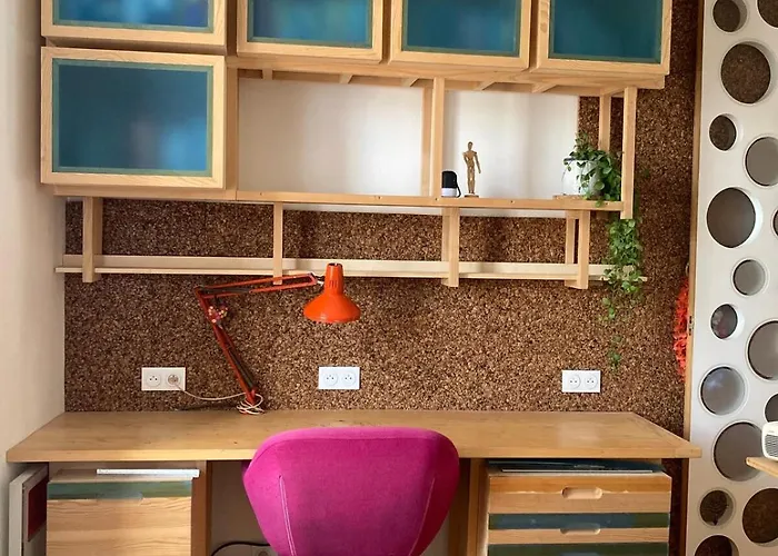 Unique With Cat In Cap Dantibes *